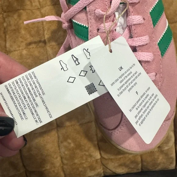 Adidas GAZELLE BOLD Suede Sneakers in Pink and Green- cute comfy classics🩷💚 - Picture 11 of 16